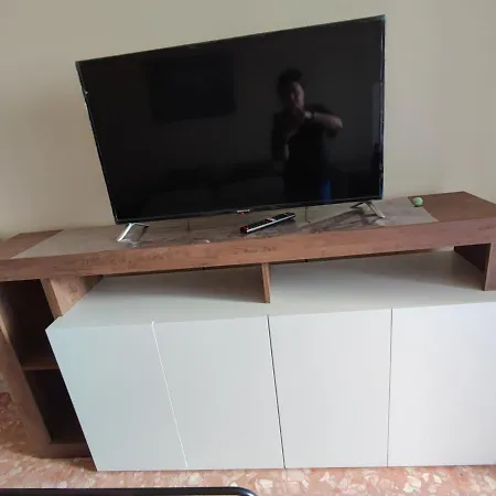 Apartment - Vicino Al Mare E Servizi Viareggio